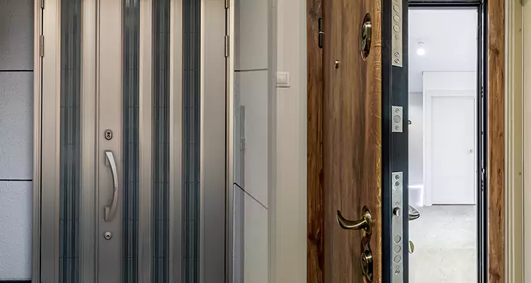 Burglar Proof Front Door Repair in Bayshore Gardens, FL