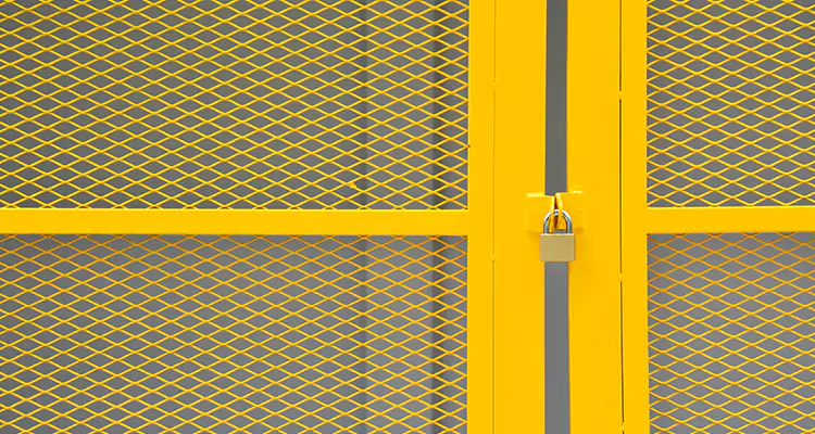 Steel Mesh Screen Door Repair in Bayshore Gardens, FL