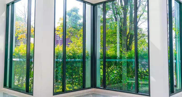 Emergency Balcony Door Glass Repair in Bayshore Gardens, FL
